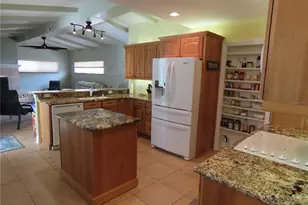 787 N Waterview Dr, Clermont, FL 34711 - Photo 44