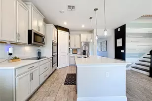 2501 Sky Stone Ct, Oakland, FL 34787 - Photo 8
