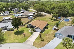 36723 Sundance Dr, Grand Island, FL 32735 - Photo 54