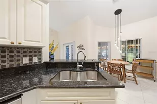 36723 Sundance Dr, Grand Island, FL 32735 - Photo 20
