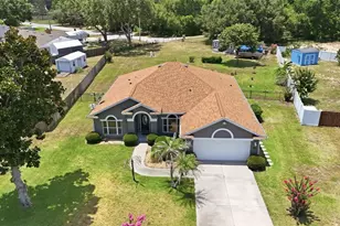 36723 Sundance Dr, Grand Island, FL 32735 - Photo 4