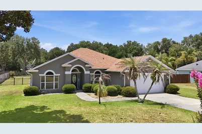 36723 Sundance Drive, Grand Island, FL 32735 - Photo 2