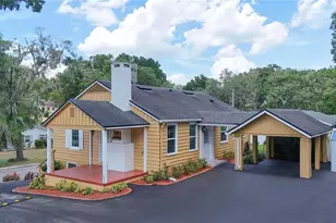 102 N Clayton St, Mount Dora, FL 32757 - Photo 2