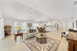 3463 Leelanau Ct, The Villages, FL 32163 - Photo 10