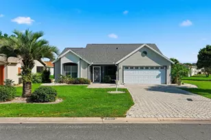1260 Granada Ct, Lady Lake, FL 32159 - Photo 2