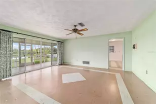 35237 Mulholland Dr, Fruitland Park, FL 34731 - Photo 20