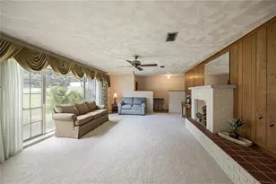 35237 Mulholland Dr, Fruitland Park, FL 34731 - Photo 14