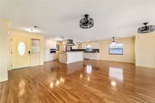 5330 King's Ct, Fruitland Park, FL 34731 - Photo 10