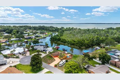 5330 Kings Court, Fruitland Park, FL 34731 - Photo 4
