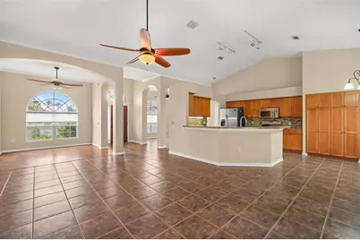 3806 Opal Circle, Saint Cloud, FL 34772 - Photo 4