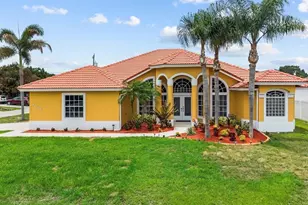 3898 SW Hall St, Port Saint Lucie, FL 34953 - Photo 2