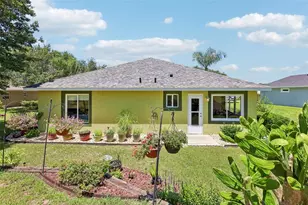 76 Fairway Cir, Umatilla, FL 32784 - Photo 8