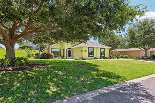 76 Fairway Cir, Umatilla, FL 32784 - Photo 6