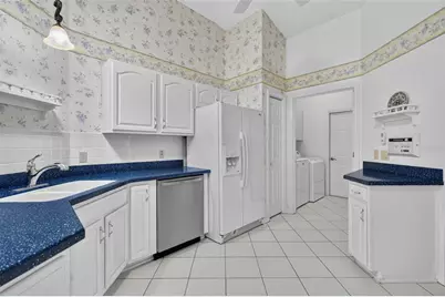 811 Miranda Way, The Villages, FL 32159 - Photo 10