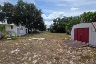 33508 Linda Dr, Leesburg, FL 34788 - Photo 16