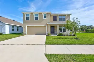 7601 Rosewood Garden Loop, Tampa, FL 33637 - Photo 4