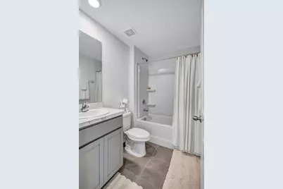 7601 Rosewood Garden Loop, Tampa, FL 33637 - Photo 26
