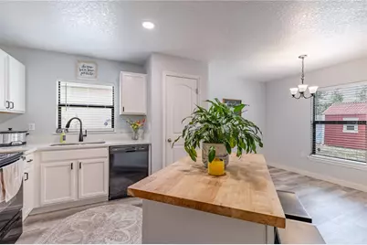 2491 Bracknell Forest Trail, Tavares, FL 32778 - Photo 12