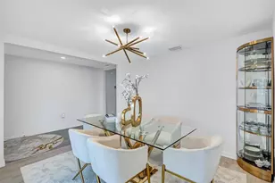 7601 Rosewood Garden Loop, Tampa, FL 33637 - Photo 6