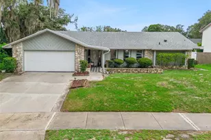 4902 Briar Oaks Cir, Orlando, FL 32808 - Photo 2