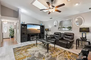 4902 Briar Oaks Cir, Orlando, FL 32808 - Photo 12