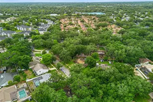 4902 Briar Oaks Cir, Orlando, FL 32808 - Photo 32