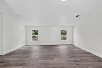 225 Skyline Drive, Lady Lake, FL 32159 - Photo 10