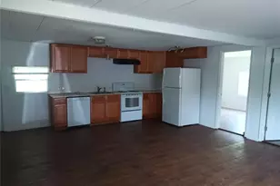 3368 Maple Ln, Haines City, FL 33844 - Photo 4