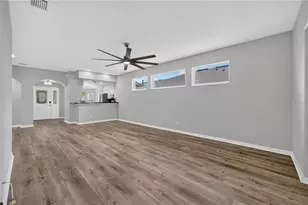 27134 Nostalgia Dr, Leesburg, FL 34748 - Photo 8