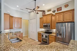 8872 Bridgeport Bay Cir, Mount Dora, FL 32757 - Photo 20