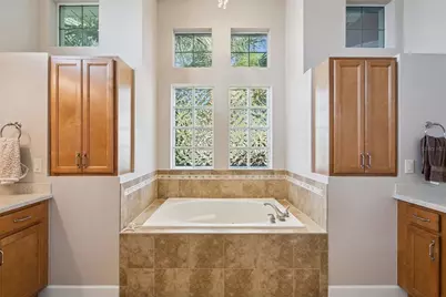 8872 Bridgeport Bay Circle, Mount Dora, FL 32757 - Photo 32