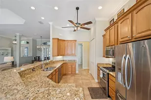 8872 Bridgeport Bay Cir, Mount Dora, FL 32757 - Photo 22