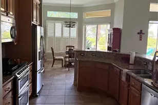 8872 Bridgeport Bay Cir, Mount Dora, FL 32757 - Photo 12