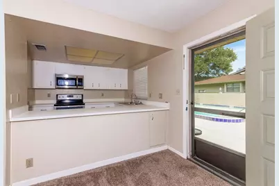 100 S Tremain Street #5, Mount Dora, FL 32757 - Photo 8
