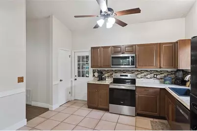 15901 Sausalito Cir, Clermont, FL 34711 - Photo 10