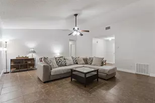 15901 Sausalito Cir, Clermont, FL 34711 - Photo 2