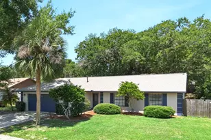15901 Sausalito Cir, Clermont, FL 34711 - Photo 1
