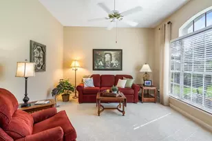3916 Payton Ct, Clermont, FL 34711 - Photo 4