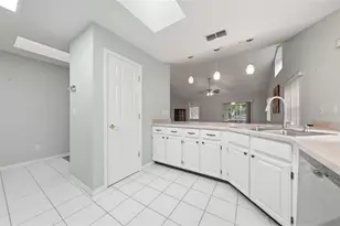 8928 Village Green Blvd, Clermont, FL 34711 - Photo 10
