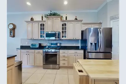 649 Ternberry Forest Drive, The Villages, FL 32162 - Photo 16