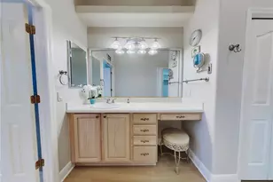649 Ternberry Forest Dr, The Villages, FL 32162 - Photo 38