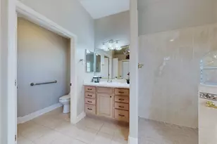 649 Ternberry Forest Dr, The Villages, FL 32162 - Photo 40