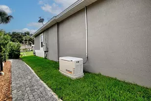 1792 Lake Miona Dr, The Villages, FL 32162 - Photo 58
