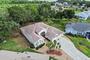 2852 Cape Horn Ct, Tavares, FL 32778 - Photo 2