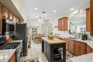 5366 Indian Ocean Loop, Tavares, FL 32778 - Photo 10