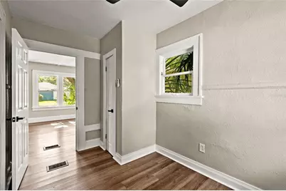 2329 7 Street S, Saint Petersburg, FL 33714 - Photo 26