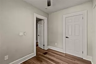 2329 7th St S, Saint Petersburg, FL 33714 - Photo 24