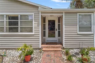 26015 Sackamaxon Dr, Sorrento, FL 32776 - Photo 2
