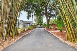507 Lakeshore Dr, Eustis, FL 32726 - Photo 4