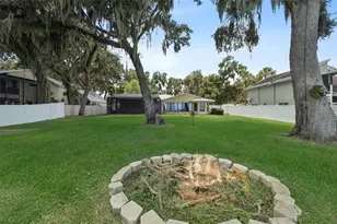 35040 Shady Oaks Ln, Fruitland Park, FL 34731 - Photo 48